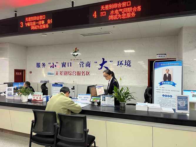极芯医保卡咋取钱？官方教你合法合规的正确姿势